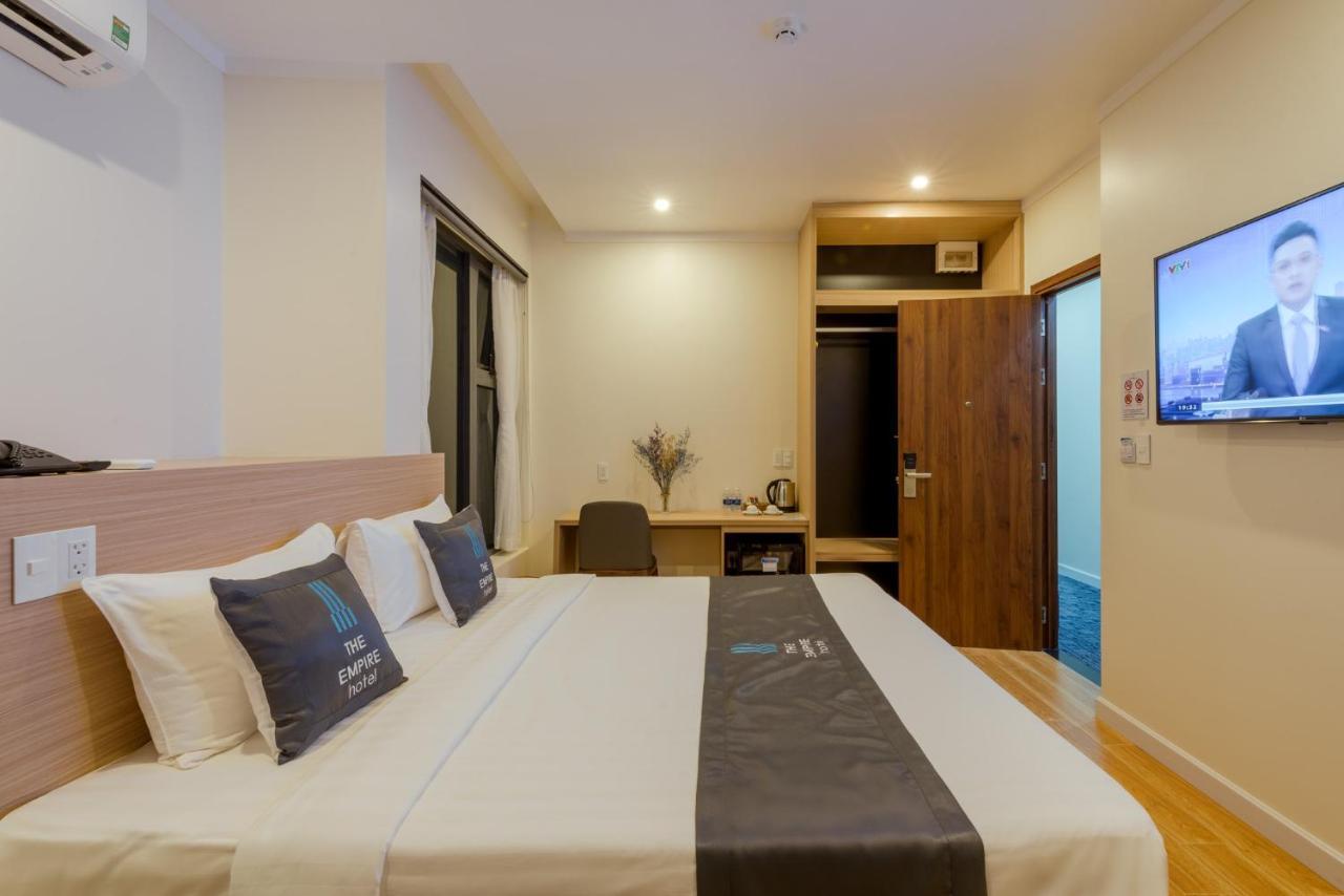 דואונג דונג The Empire Hotel מראה חיצוני תמונה