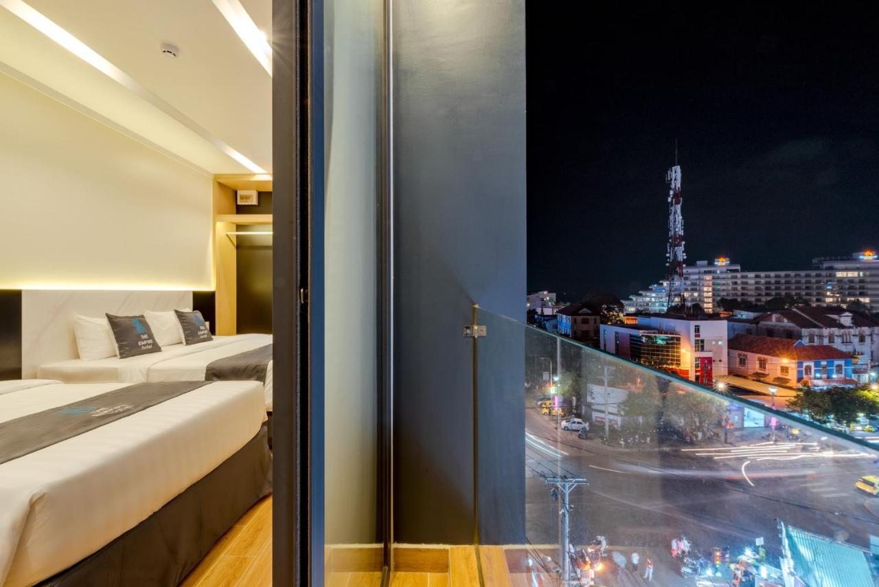 דואונג דונג The Empire Hotel מראה חיצוני תמונה
