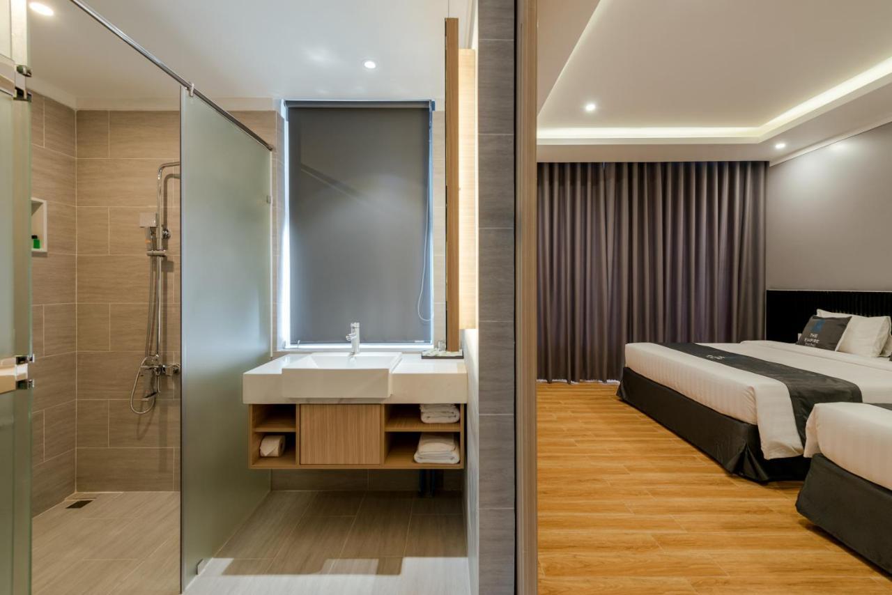 דואונג דונג The Empire Hotel מראה חיצוני תמונה