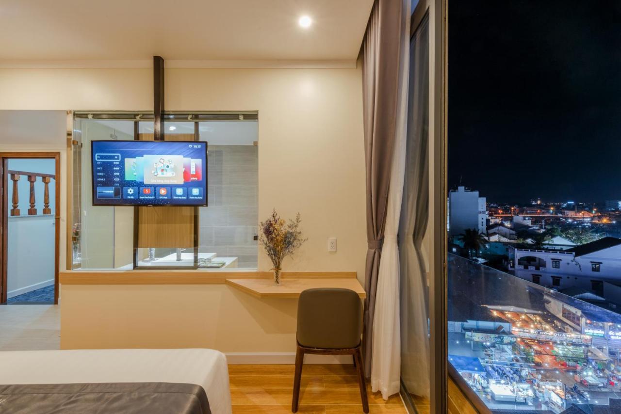 דואונג דונג The Empire Hotel מראה חיצוני תמונה