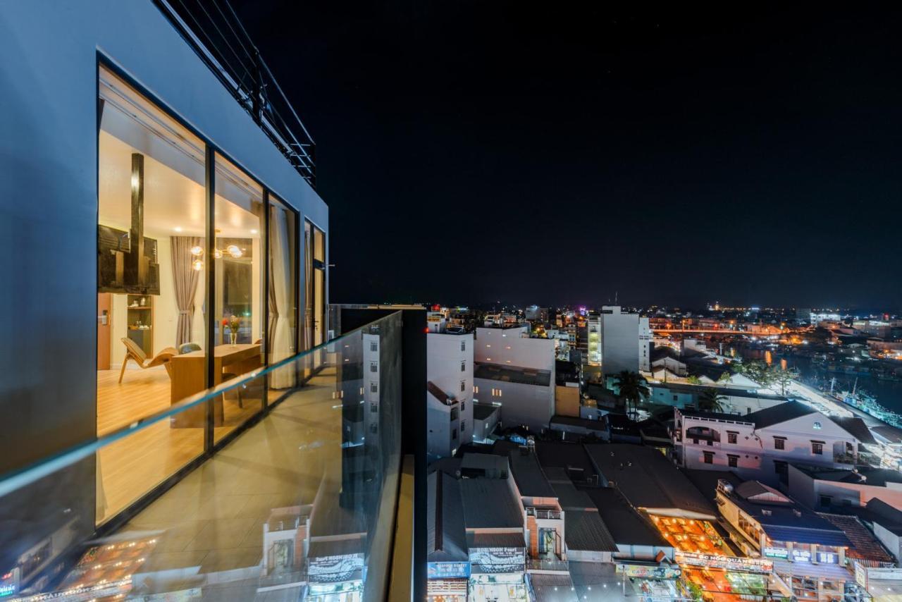 דואונג דונג The Empire Hotel מראה חיצוני תמונה